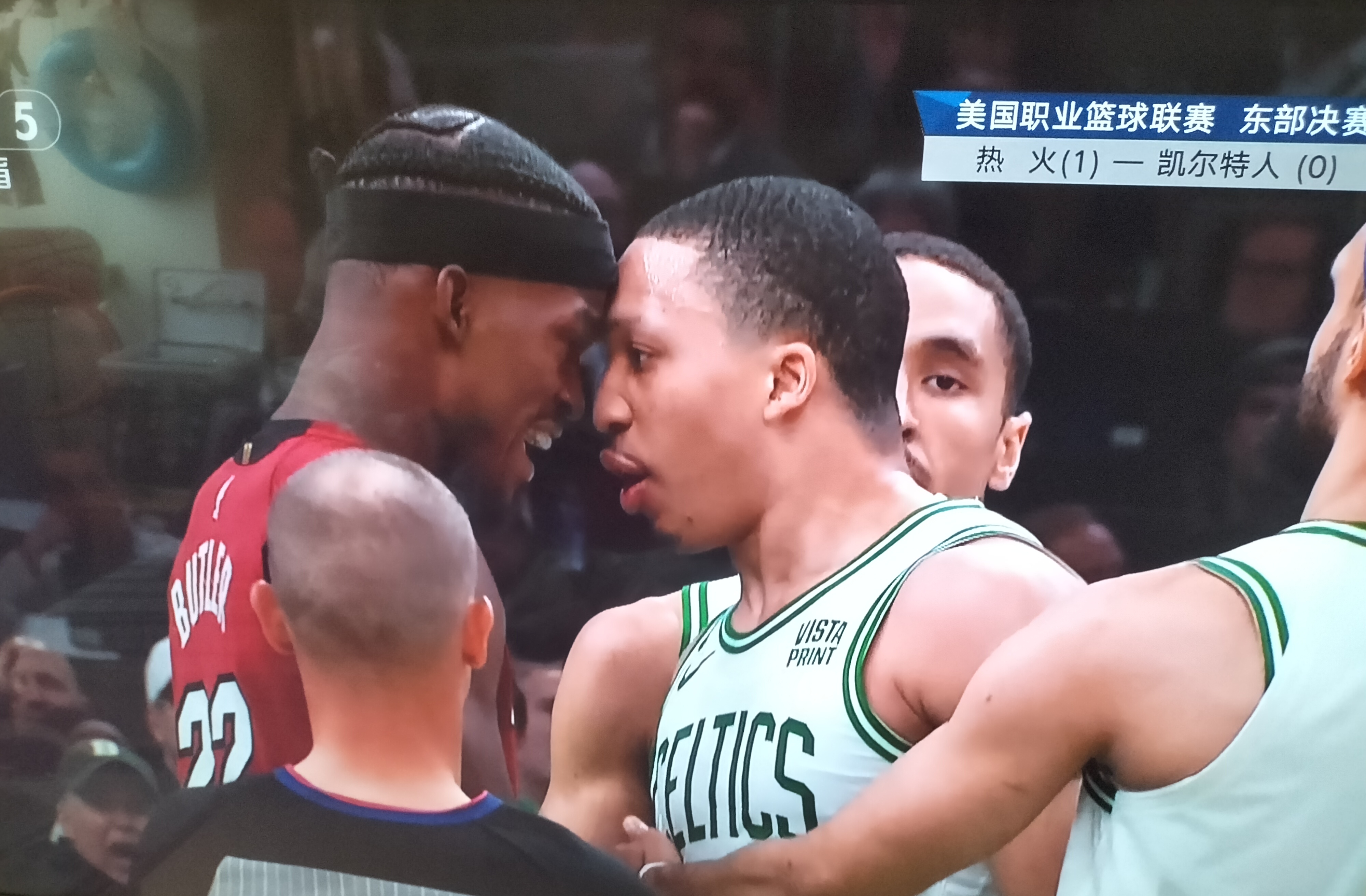 开云体育登录-热火客场击败凯尔特人，豪取两连胜