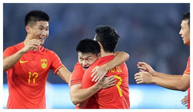 顶尖球员频频轮换，为夺冠精心准备的简单介绍