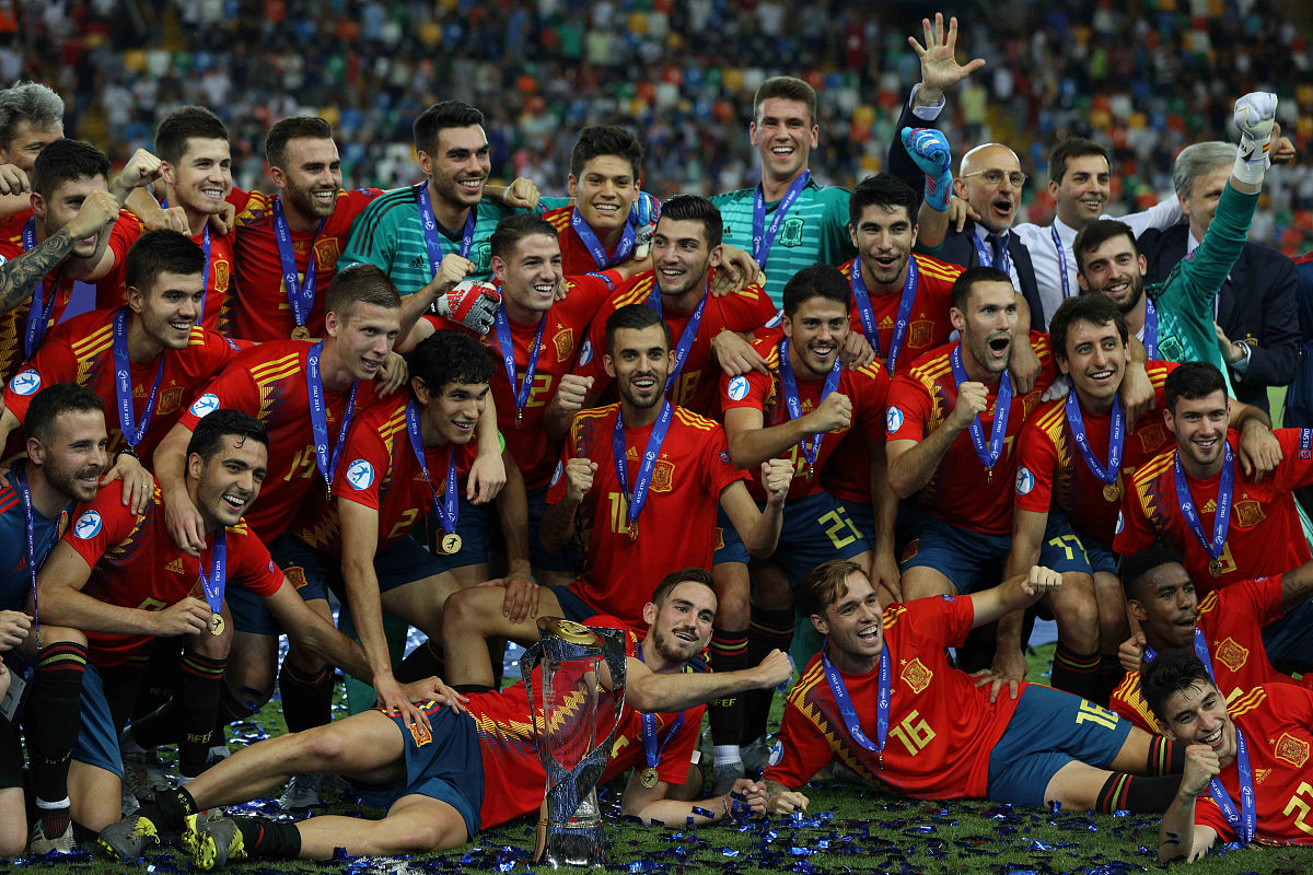 开云体育下载-西班牙队奋力逆转挺进半决赛