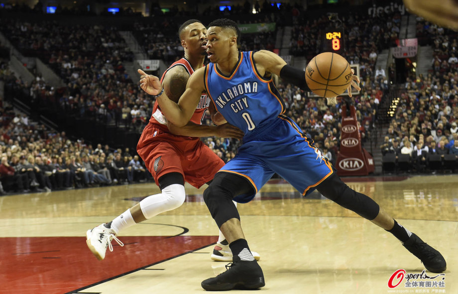 开拓者逆转魔术，擒下三连胜